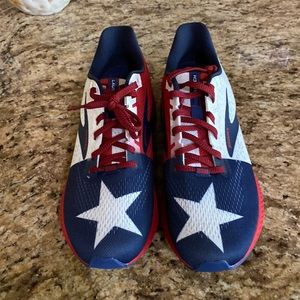 Brooks Running Shoe Launch 8 Texas Flag Size 10.5